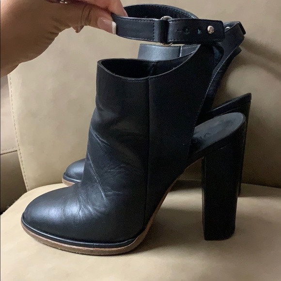 VINCE Slingback Boots. - Picture 3 of 6